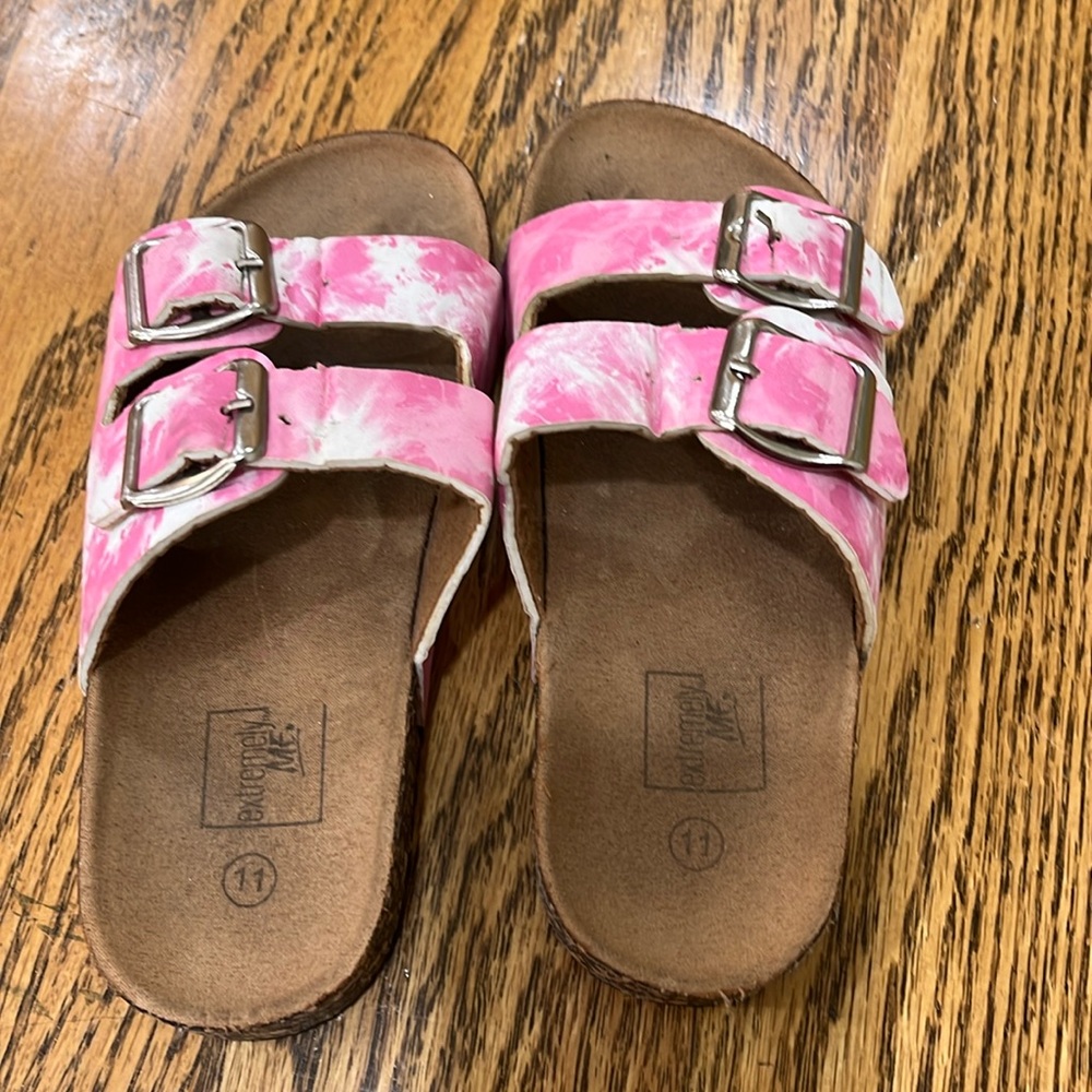 Pink/White Extremely Me sandals size 11